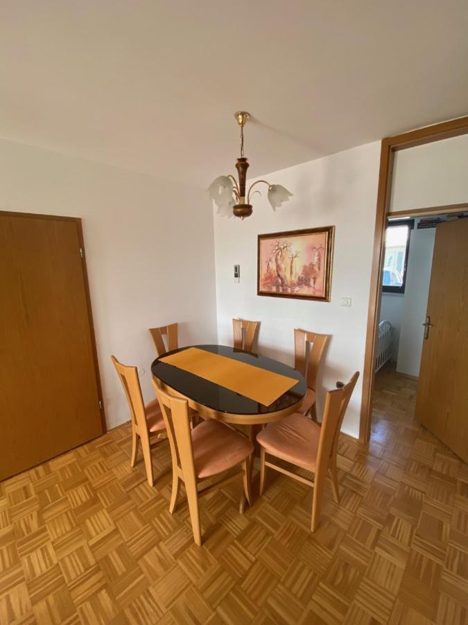 Moni Lägenhet Portorož Exteriör bild